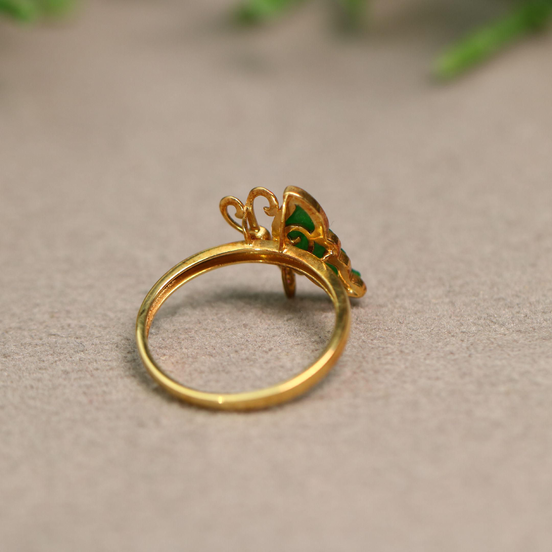Ice full of green natural grade A jade butterfly ring