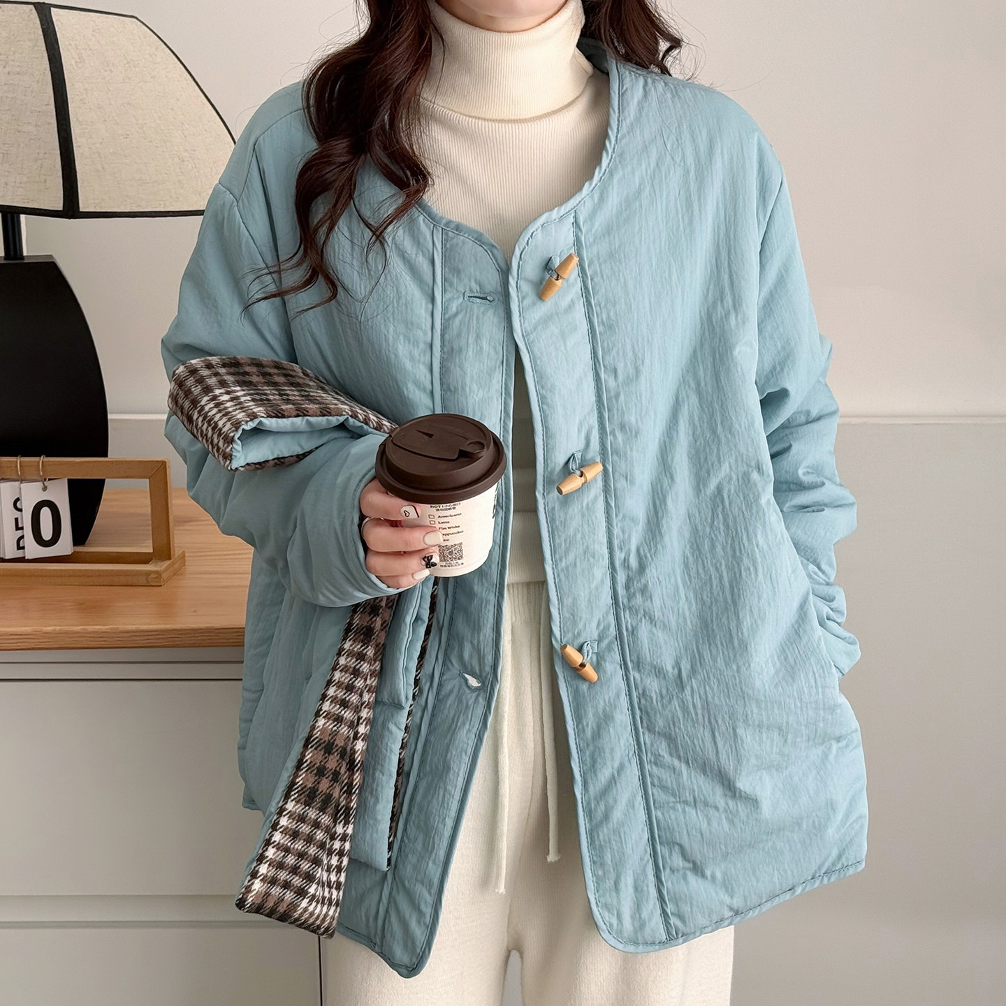 胖mm冬季牛角扣带围巾棉衣2025新款洋气别致保暖外套大码夹棉上衣,淘宝优惠券,粉丝福利购,淘宝优惠卷