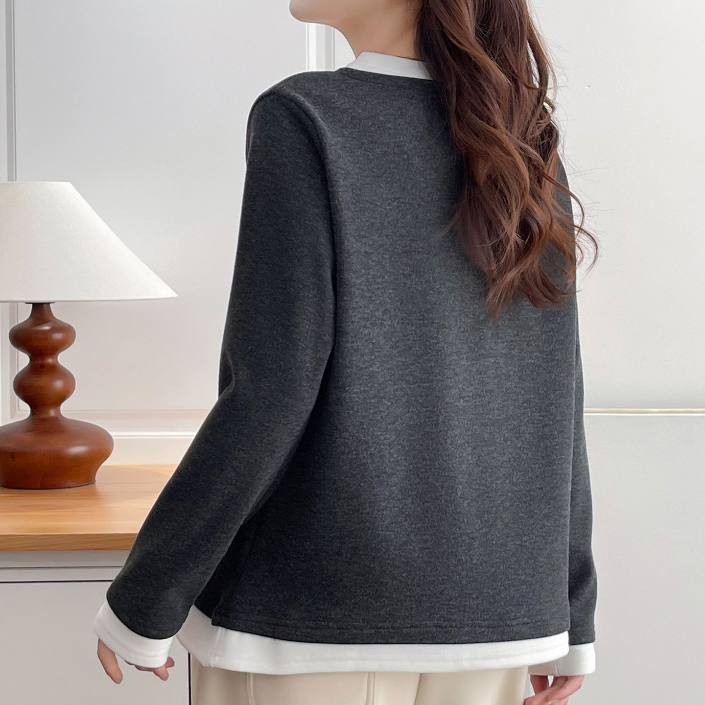 2025秋冬加绒加厚极简风打底衫女胖mm大码女装假两件设计长袖上衣,淘宝优惠券,粉丝福利购,淘宝优惠卷