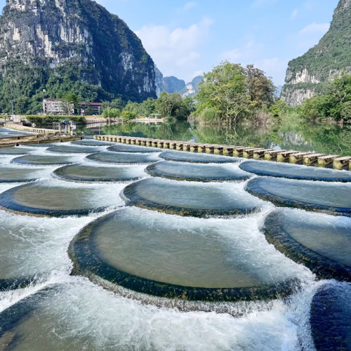 广西崇左百色巴马四日游 德天瀑布古龙山鹅泉三门海浩坤湖跟团 - 图1
