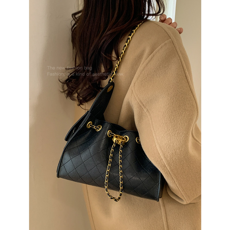 韩国菱格链条包包女2025新款秋冬单肩包高级感轻奢小众通勤托特包,淘宝优惠券,粉丝福利购,淘宝优惠卷