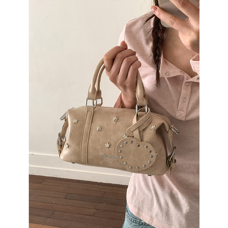 韩系小众设计复古手拎包包女2025新款秋冬单肩斜挎包通勤波士顿包,淘宝优惠券,粉丝福利购,淘宝优惠卷