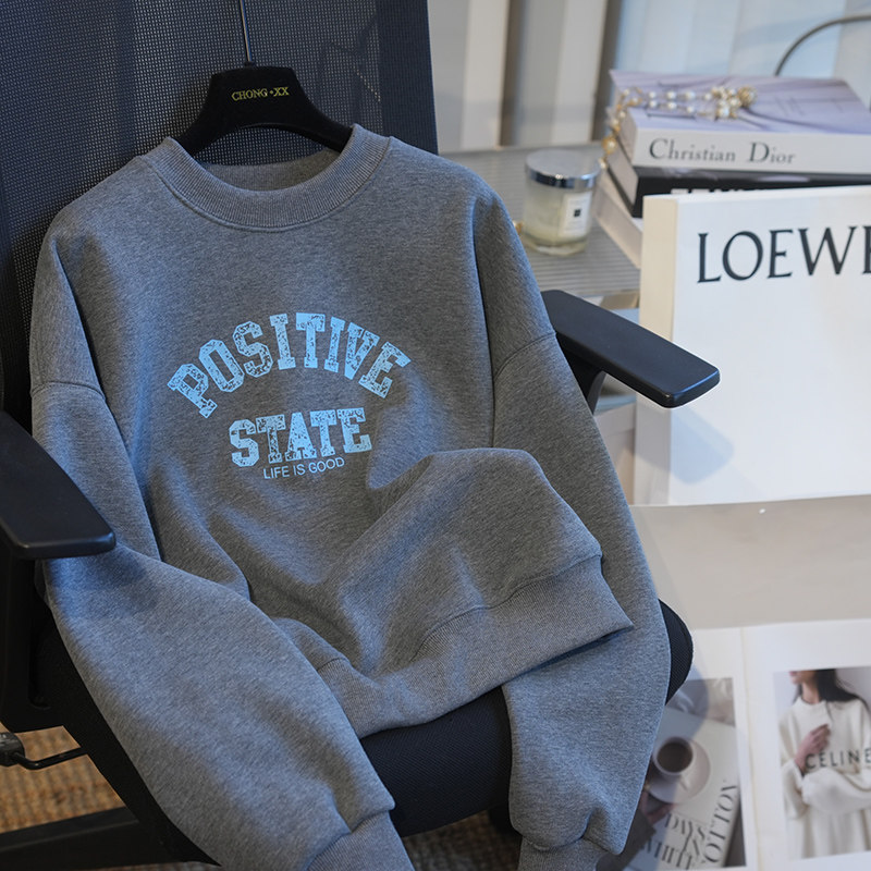 虫小小 美式复古宽松廓形字母加绒加厚卫衣女短款外套冬季941H,淘宝优惠券,粉丝福利购,淘宝优惠卷