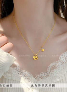 钛钢小马本命年马上有钱铜钱项链