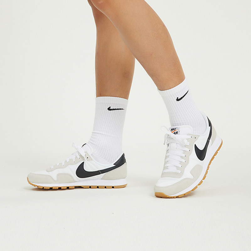 nike 2023年春季新款男子复古休闲鞋 TOPSPORTS板鞋/休闲鞋