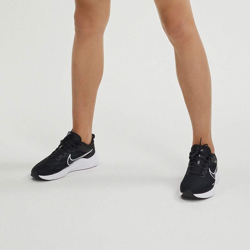 nike 2023年春季新款耐磨训练男鞋 TOPSPORTS跑步鞋
