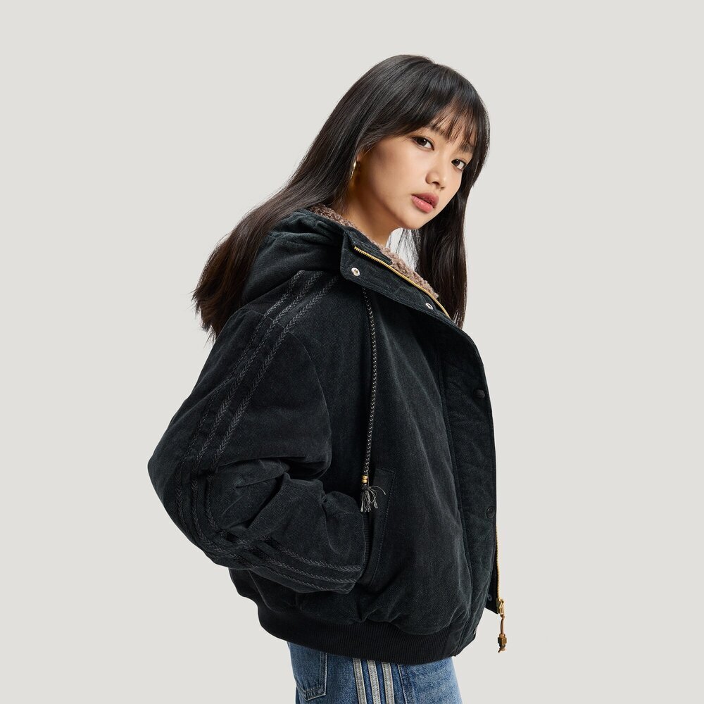 马年系列丨adidas阿迪达斯三叶草女子运动休闲棉服外套KT0722 - 图0