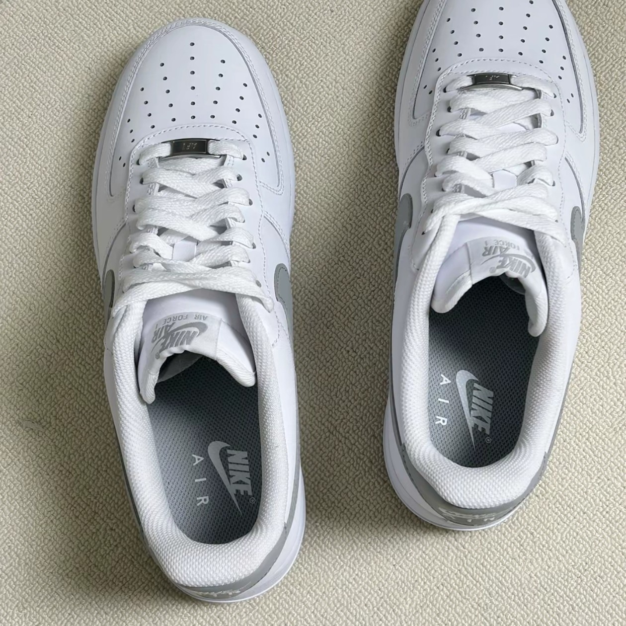 Nike耐克男鞋2024新款AIR FORCE 1空军一号休闲鞋板鞋FJ4146-100,淘宝优惠券,粉丝福利购,淘宝优惠卷