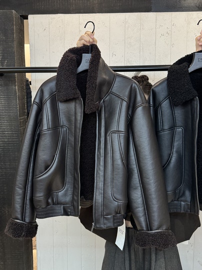 DVZ2025 new winter style retro lapel eco-friendly alpaca fur one-piece warm leather jacket for women 1957