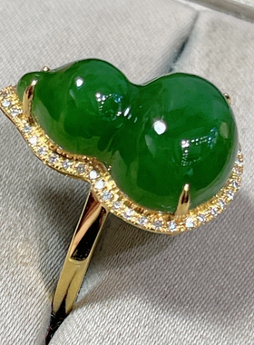 和田碧玉冰底辣绿葫芦戒指18k金镶钻葫芦戒指