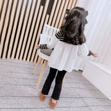 Китайская и большая детская модная базовая рубашка 2022 Весенняя одежда Новая корейская версия девочка Корейская версия детская одежда полосатая сплайсинга