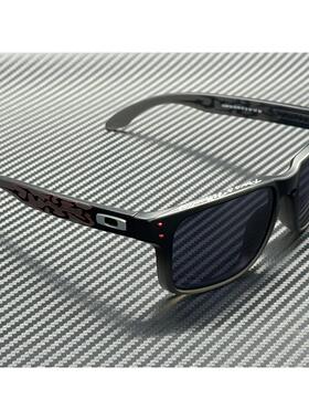 Oakley奥克利OO9102 Z0黑色Fade男士57 mm太阳眼镜