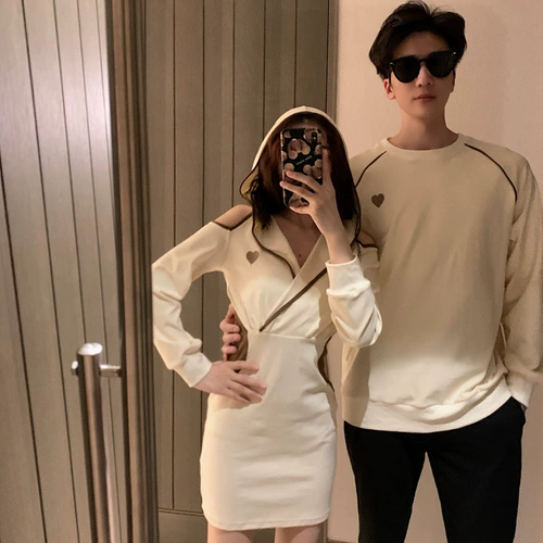 Осенняя небольшая парная одежда для влюбленных, дизайнерская брендовая толстовка, платье, тренд сезона, французский стиль