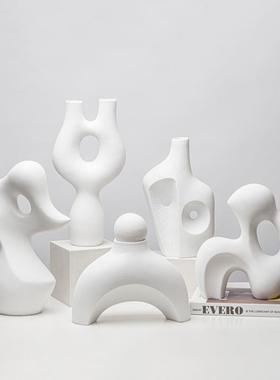 现代北欧创意几何树脂摆件软装样板房客厅茶几桌面不规则家居饰品