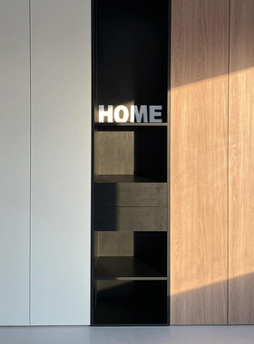 意式轻奢商店住宅百搭字母摆件