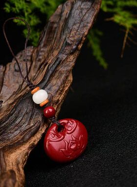 朱砂朱砂莲花低莲花吊坠本命年