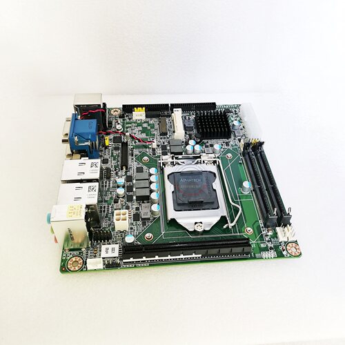 AIMB-205G2-00A1E工控主板67代i3i5i7 LVDS或EDP点屏ddr4研华科技 - 图0