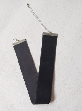 妮同款3cm宽黑色丝绒颈链