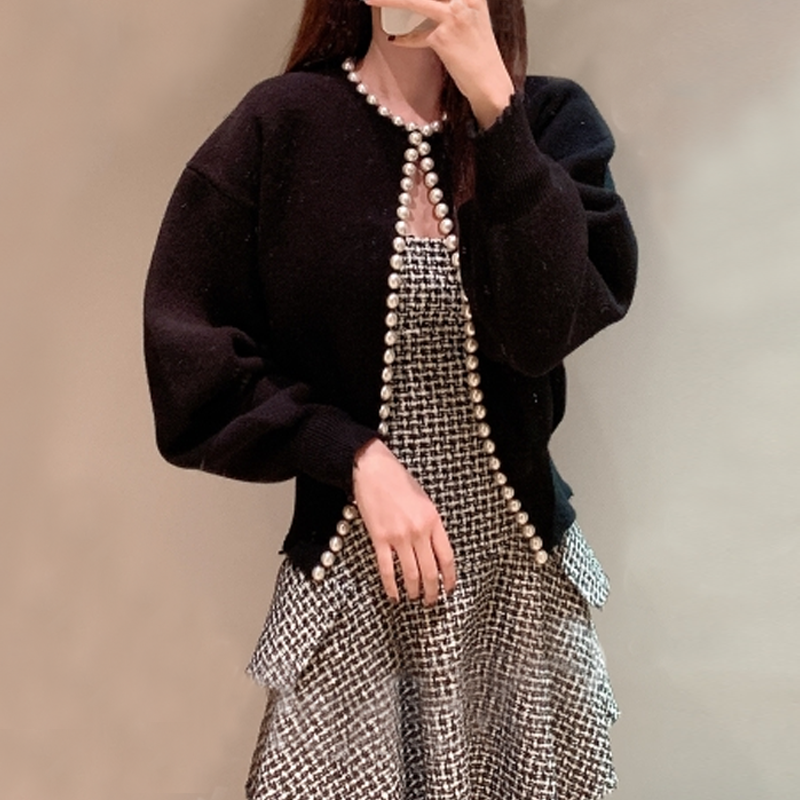 2020秋冬新款小香v领长袖大短外套 誉朵短外套