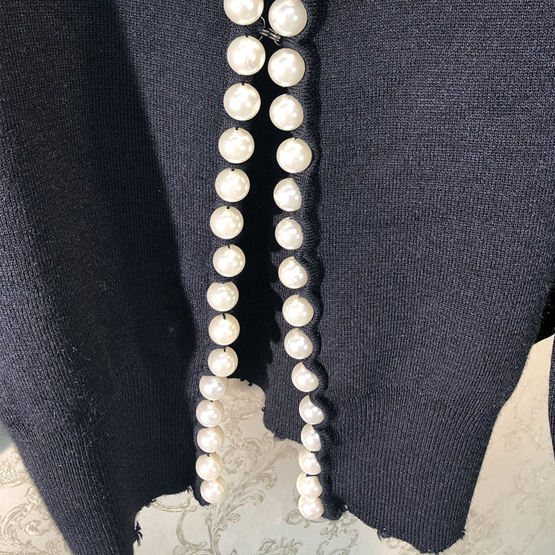 2020秋冬新款小香v领长袖大短外套 誉朵短外套