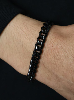 黑色钛钢不掉色古巴手链