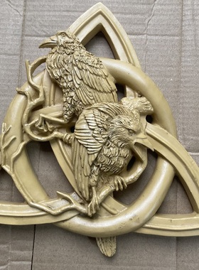 凯尔特结乌鸦魔结上树脂