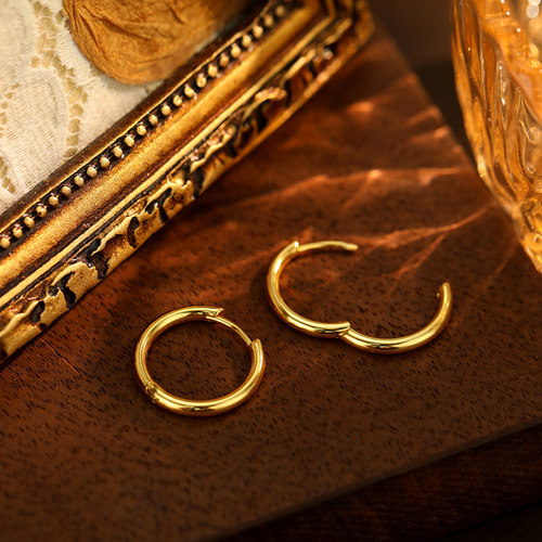 金美澳S925纯银耳环圈圈睡觉免摘养耳洞素圈圆圈耳扣耳骨耳圈耳饰 - 图3