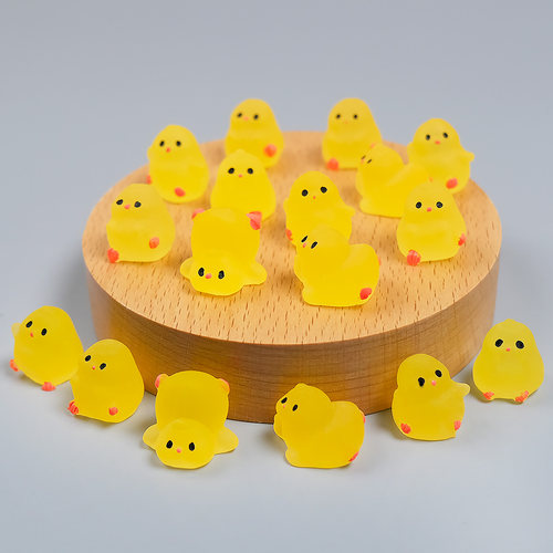 夜光小鸡饰品配件可爱创意车载饰品摆件幼儿园礼物学生奖励小礼品 - 图3