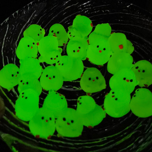 夜光小鸡饰品配件可爱创意车载饰品摆件幼儿园礼物学生奖励小礼品 - 图2