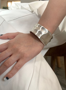 欧美ins冷淡风个性凹凸金属质感合金开口手镯手环网红爆款拍照