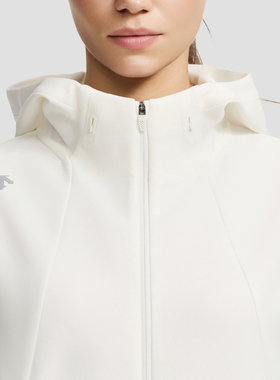 DESCENTE迪桑特WOMEN’S RUNNING系列女士吸湿速干针织运动上衣