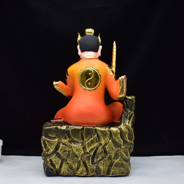 The statue of Zhang Tianshi is a sitting resin statue of Tianshi Zhang Daoling home desktop 16-inch Chinese style ornaments