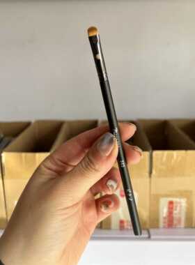 毕家722406712231眼线刷