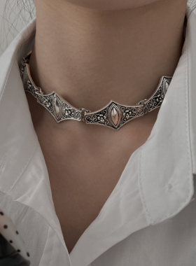 花纹做旧金属锁骨链民族风