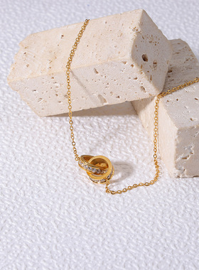 微镶满钻双环锆石项链环环相扣双圈钛钢镀18K金女时尚轻奢锁骨链