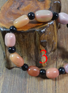 10083号 新疆罗布泊粉红色蛋白石随形手链