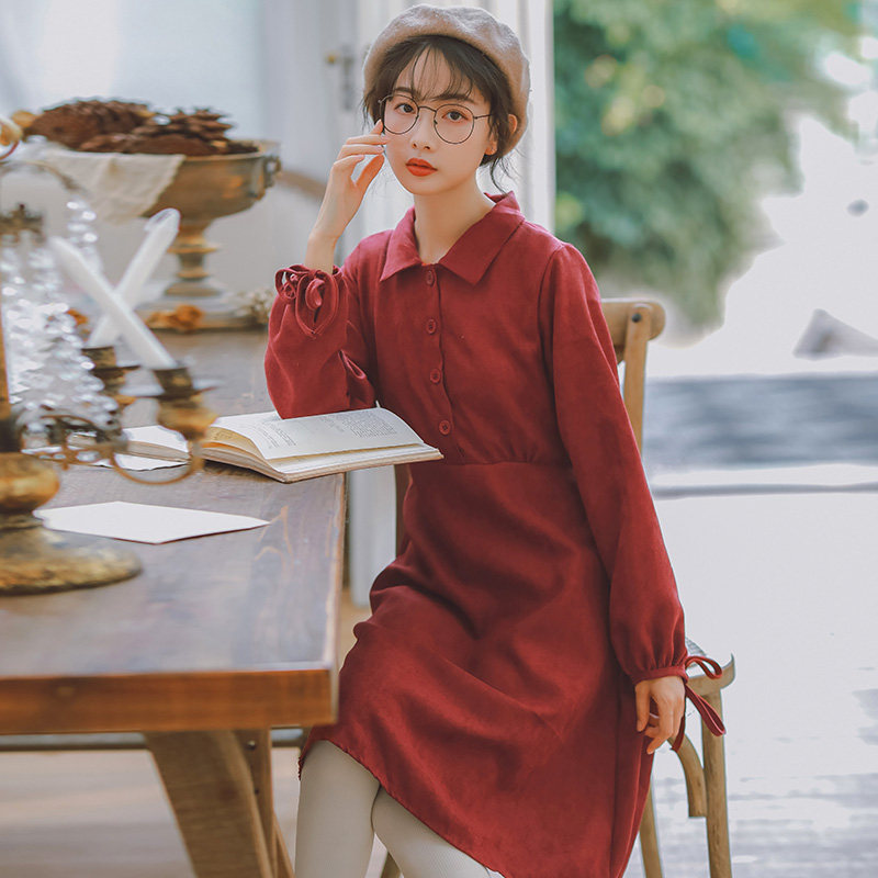 2020年新款秋冬季法式复古连衣裙 姿态玫瑰连衣裙