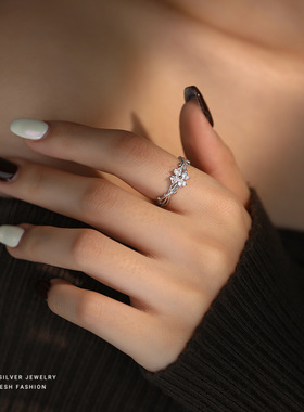 s999足银四叶草戒指女高级感指环