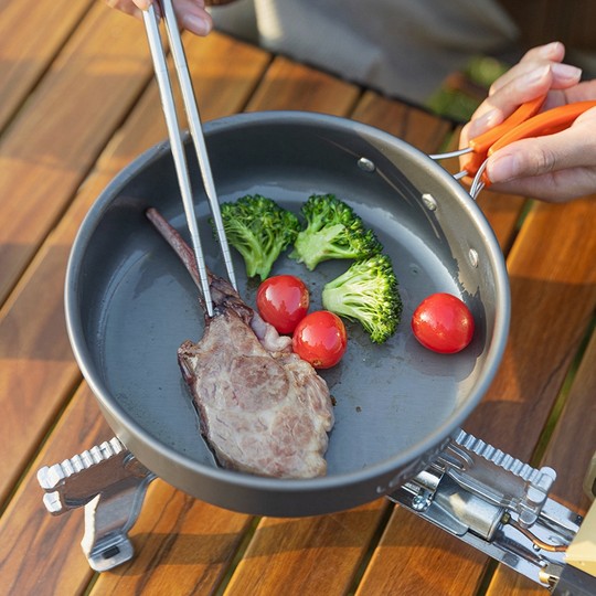 German outdoor picnic water boiling teapot frying pan set