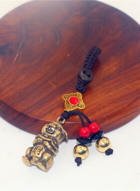 西藏纯黄铜汽车钥匙扣挂饰生肖猪