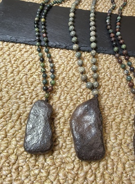 3件套更划算新疆五彩湾硅化铁原生态吊坠养心护心石项链247