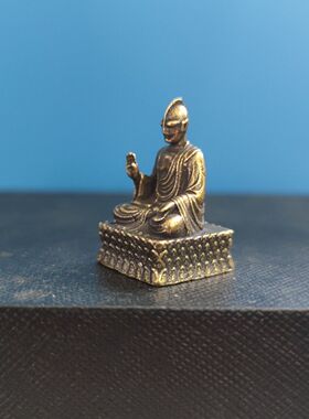 黄铜我奥慈悲个性创意立体小礼物打坐迪迦奥特曼鱼缸盆景造景摆件