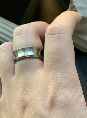 尘沦-北欧极简钛钢简约光面素戒