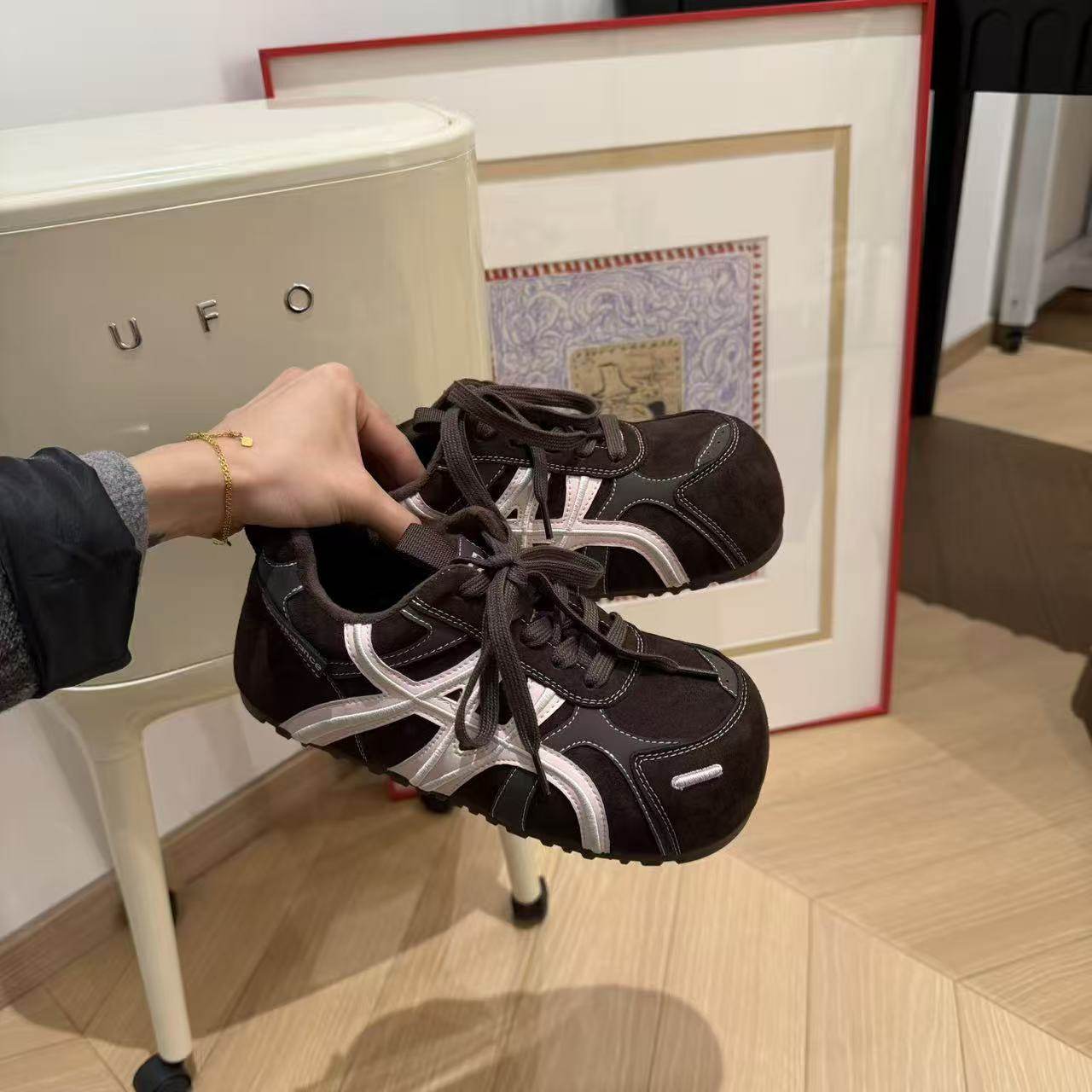 丑萌迷你小泡芙面包德训鞋女2025秋冬季新款内增高复古圆头运动鞋,淘宝优惠券,粉丝福利购,淘宝优惠卷