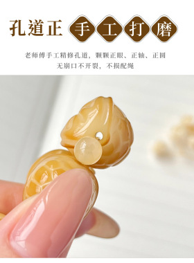 衡山南岳大庙文创菩提根雕刻富甲天下手串指尖解压龟甲手捻学生