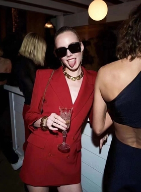 杨树林做旧黄铜三角项链轻奢项圈