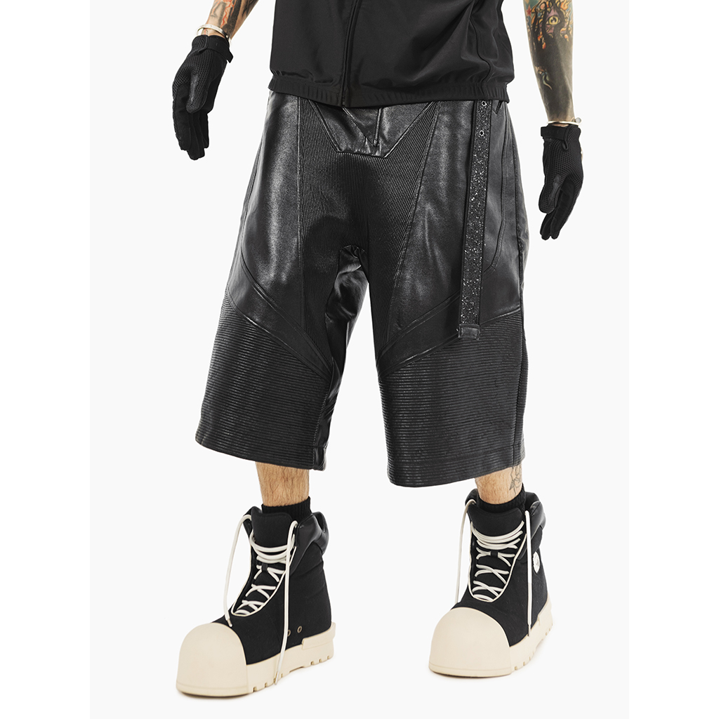 FVVO & ROCKSTA 斜襟纹理拼接PU中裤LOCOMOTIVE LEATHER PANTS - 图1