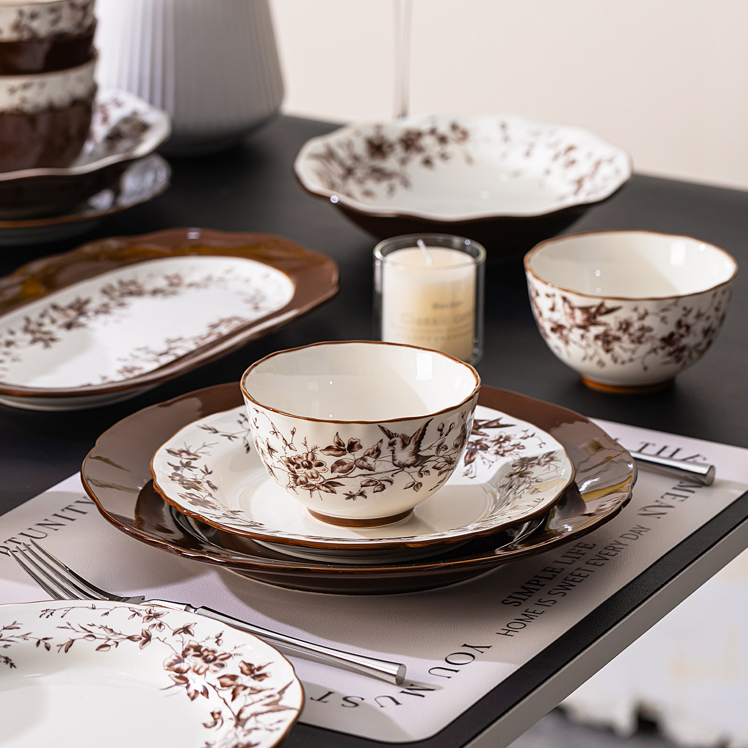 碗碟套装家用2026新款法式碗盘餐具套装高颜值陶瓷碗筷乔迁礼物