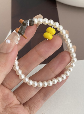 韩系复古可爱卡通腊肠小狗珍珠手串小众简约百搭设计感ins风手链