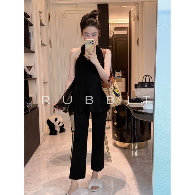 RUBBIT CHIC ອ່ອນໂຍນຄືນ້ຳ, ເສື້ອຢືດສາຍຄໍແບບຝຣັ່ງ, ເສື້ອຢືດບ່າແຂນບໍ່ມີແຂນທີ່ເບິ່ງດີ